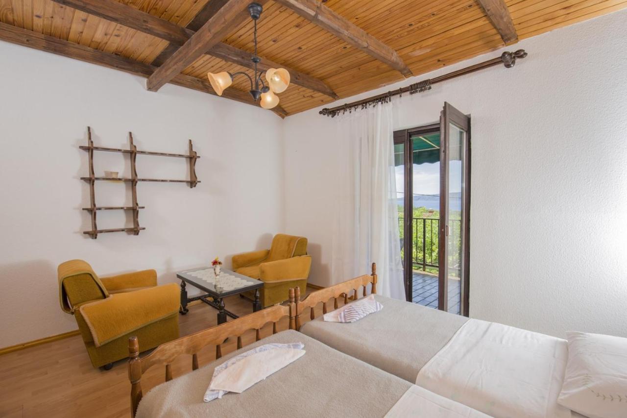 Appartamento Apartment Vili Pinezići